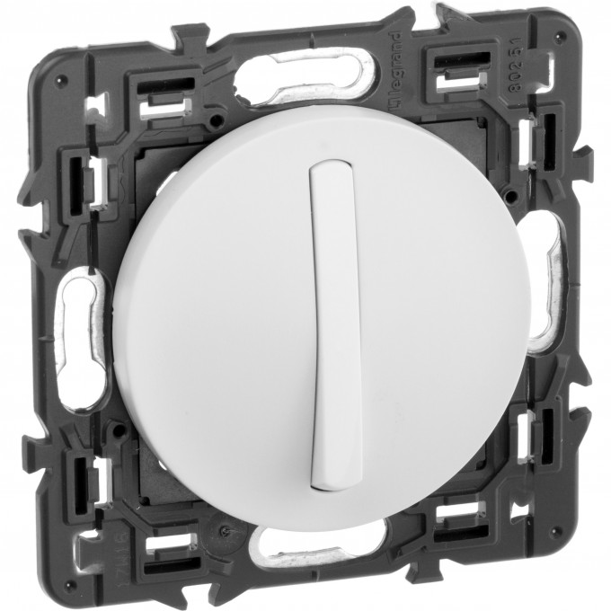 Выключатель LEGRAND Celiane 1-полюсный с тонкой клавишей белый SET-1-067001-01 Выключатель LEGRAND Celiane 1-полюсный с тонкой клавишей белый SET-1-067001-01